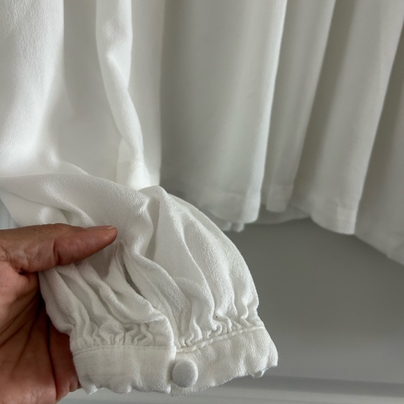 FREE PEOPLE • White Laced Flowy Blouse • M/L - Picture 6 of 7